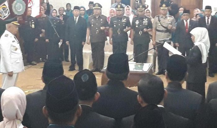 Lantik Bupati Malang, Gubernur Khofifah Tekankan Pengembangan Kawasan Malang Raya Lantik Bupati Malang, Gubernur Khofifah Tekankan Pengembangan Kawasan Malang Raya