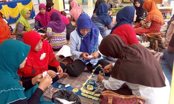 Desa Metatu Diplot Jadi Sentra Industri Kecil Desa Metatu Diplot Jadi Sentra Industri Kecil