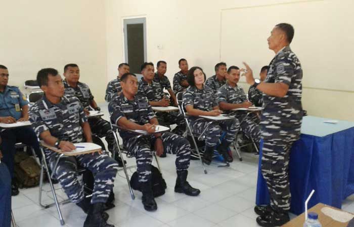 31 Casis Diktupa TNI AL XLVII Ikuti Pembinaan di Kolatarmatim 31 Casis Diktupa TNI AL XLVII Ikuti Pembinaan di Kolatarmatim