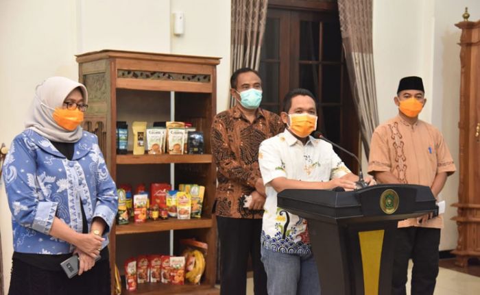 Ikuti Pelatihan di Asrama Haji Sukolilo Surabaya, 2 ASN Pemkab Lumajang Positif Covid-19 Ikuti Pelatihan di Asrama Haji Sukolilo Surabaya, 2 ASN Pemkab Lumajang Positif Covid-19