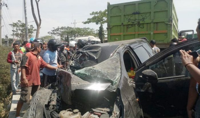 Kecelakaan Karambol di Jalur Pantura Tuban, 1 Bus Vs 2 Minibus