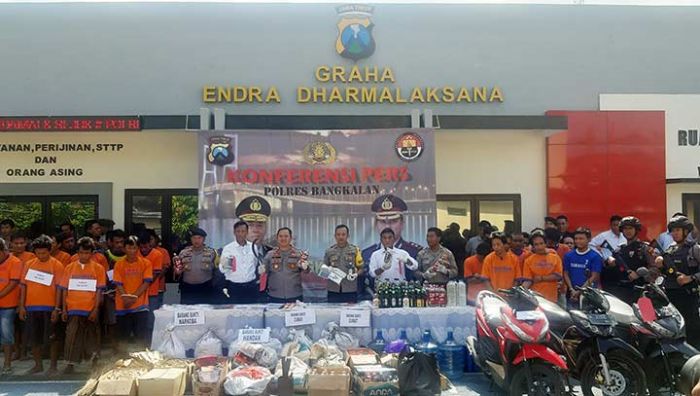 14 Hari, Polres Bangkalan Ungkap 45 Kasus dengan 39 Tersangka 14 Hari, Polres Bangkalan Ungkap 45 Kasus dengan 39 Tersangka