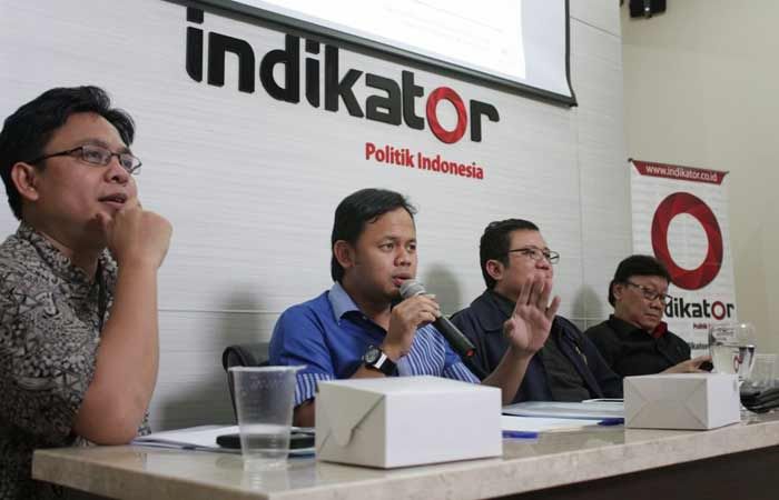 Survei: 61.4% Belum Tentukan Pilihan, 41% Toleran Politik Uang, Elektabilitas Cagub Jatim Rendah Survei: 61.4% Belum Tentukan Pilihan, 41% Toleran Politik Uang, Elektabilitas Cagub Jatim Rendah
