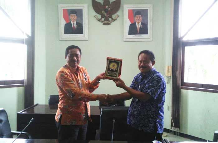 Kunjungi Tuban, Komisi B DPRD Pati Sharing Gejolak Harga Sembako