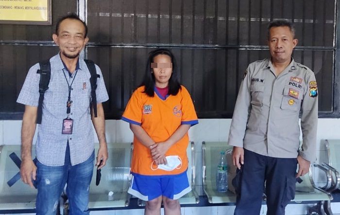 Edarkan Narkoba ke Lelaki Hidung Belang di Lokalisasi, Wanita Kedung Anyar Ditangkap Polisi Edarkan Narkoba ke Lelaki Hidung Belang di Lokalisasi, Wanita Kedung Anyar Ditangkap Polisi