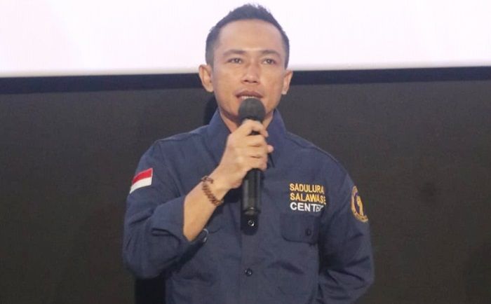 Deni Prasetya Apresiasi Prestasi Jember dan Lumajang di Porprov VII Jatim Deni Prasetya Apresiasi Prestasi Jember dan Lumajang di Porprov VII Jatim