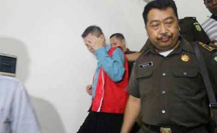 Sidang Kasus Korupsi PDAM Sidoarjo, Dirut CV. Langgeng Jaya Dituntut 7 Tahun dan UP 1,4 Miliar Sidang Kasus Korupsi PDAM Sidoarjo, Dirut CV. Langgeng Jaya Dituntut 7 Tahun dan UP 1,4 Miliar
