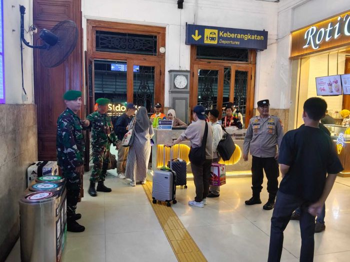Sambut Libur Nataru, Polresta Sidoarjo Tingkatkan Pengamanan Stasiun KA