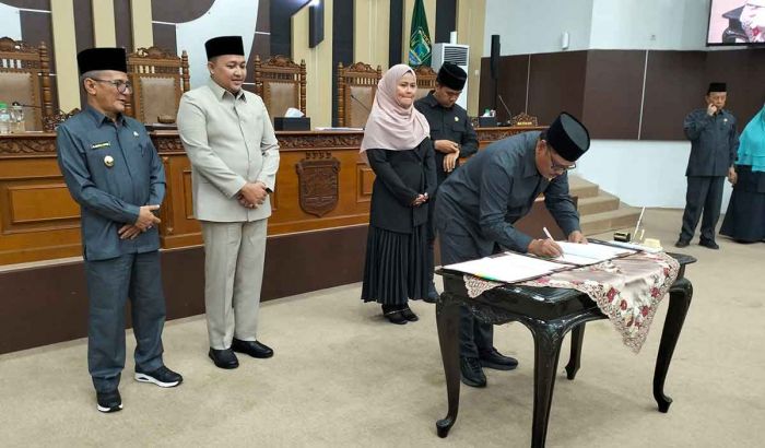 DPRD Kabupaten Pasuruan Sahkan KUA-PPAS 2026, Pendapatan Daerah Capai Rp3,49 Triliun DPRD Kabupaten Pasuruan Sahkan KUA-PPAS 2026, Pendapatan Daerah Capai Rp3,49 Triliun