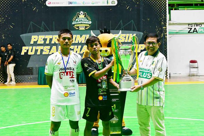 Petrokimia Gresik Gelar Kompetisi Futsal Standar Nasional Petrokimia Gresik Gelar Kompetisi Futsal Standar Nasional