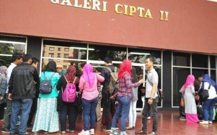 Dijaga Ketat, Asean Literary Festival 2016 Tetap Dilanjutkan, Panitia Akui Ada Diskusi tentang LGBT Dijaga Ketat, Asean Literary Festival 2016 Tetap Dilanjutkan, Panitia Akui Ada Diskusi tentang LGBT