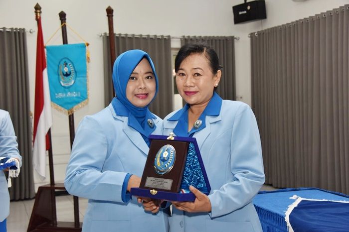 Sertijab Organisasi Daerah Jalasenastri Armada II Terus Bergulir Sertijab Organisasi Daerah Jalasenastri Armada II Terus Bergulir