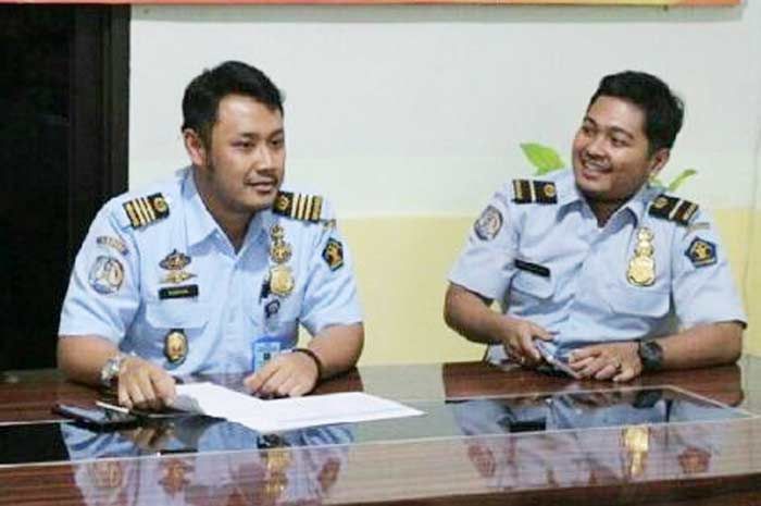 Mencurigakan, Ratusan Pemohon Paspor Ditolak Kantor Imigrasi Kediri Mencurigakan, Ratusan Pemohon Paspor Ditolak Kantor Imigrasi Kediri