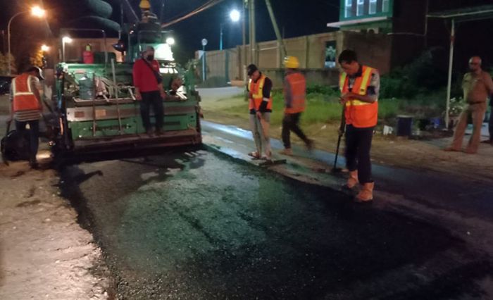 Jelang Lebaran, DPUTR Gresik Kebut Perbaikan Kerusakan Jalan Metatu-Duduksampeyan Jelang Lebaran, DPUTR Gresik Kebut Perbaikan Kerusakan Jalan Metatu-Duduksampeyan