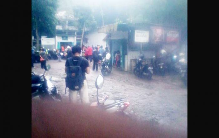 Tiga Pendaki Gunung Arjuno Disambar Petir, Satu Tewas Tiga Pendaki Gunung Arjuno Disambar Petir, Satu Tewas