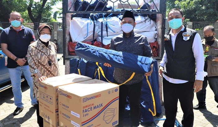 Pemkot Surabaya Terima Bantuan Penanggulangan Covid-19 dari Kemensos RI Pemkot Surabaya Terima Bantuan Penanggulangan Covid-19 dari Kemensos RI