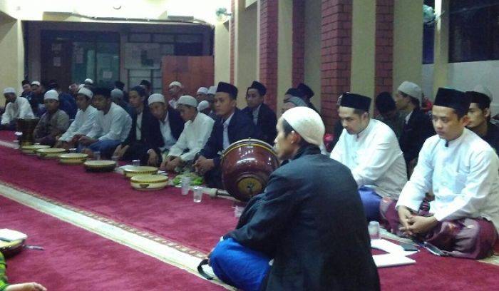 Ketum Kiai Muda Indonesia Haramkan Umroh bagi Umat Islam Indonesia Ketum Kiai Muda Indonesia Haramkan Umroh bagi Umat Islam Indonesia