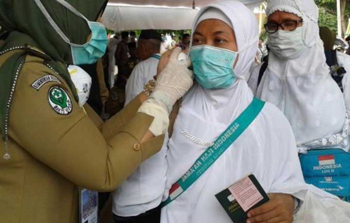 Kadar HB Ngedrop, Dua Jamaah Calon Haji Asal Pacitan Harus Transfusi Darah Kadar HB Ngedrop, Dua Jamaah Calon Haji Asal Pacitan Harus Transfusi Darah
