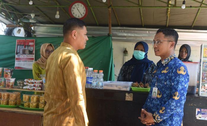 Wali Kota Kediri Beri Pesan ke 387 Penerima Bantuan Modal Usaha 2023 Wali Kota Kediri Beri Pesan ke 387 Penerima Bantuan Modal Usaha 2023
