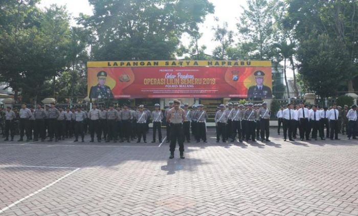Polres Malang Gelar Pasukan Operasi Lilin Semeru 2019 Polres Malang Gelar Pasukan Operasi Lilin Semeru 2019