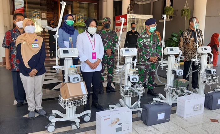 ​Pemkot Surabaya Bantu Ventilator untuk 9 Rumah Sakit