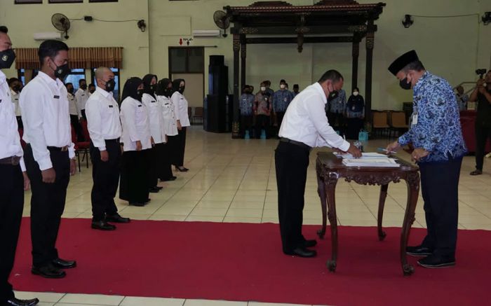 521 Guru Honorer di Sumenep Terima SK PPPK 521 Guru Honorer di Sumenep Terima SK PPPK