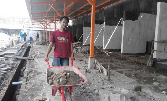 Pembangunan 22 Kios Pujasera Meleset dari Target, Revitalisasi Pasar Kliwon Terhambat Pembangunan 22 Kios Pujasera Meleset dari Target, Revitalisasi Pasar Kliwon Terhambat