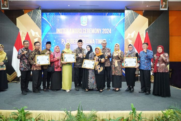 Pemkab Bangkalan Sabet 4 Penghargaan di Ajang Inovasi dan Teknologi Award 2024 Pemkab Bangkalan Sabet 4 Penghargaan di Ajang Inovasi dan Teknologi Award 2024
