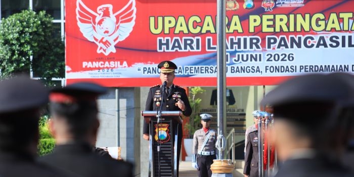 pimpin-upacara-1-juni-kapolres-gresik-jangan-biarkan-pancasila-hanya-jadi-pajangan-di-dinding