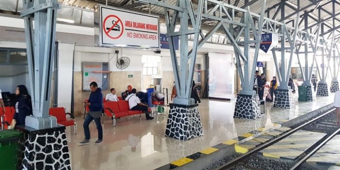 Suasana Stasiun Blitar.