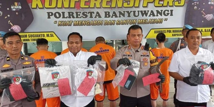 lima-orang-ditetapkan-jadi-tersangka-usai-aniaya-anggota-perguruan-silat-di-banyuwangi