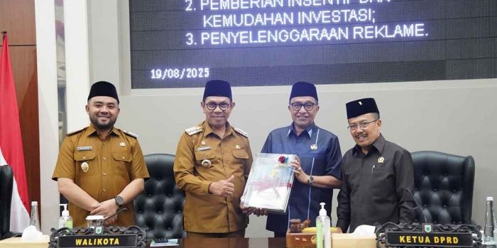 pemkot-dan-dprd-kota-batu-tetapkan-rpjmd-2025-2029