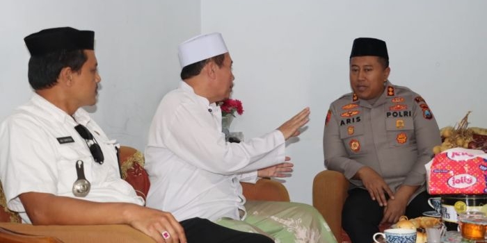 perkuat-sinergi-jaga-kamtibmas-kapolres-aris-purwanto-silaturahmi-ke-mui-kota-batu