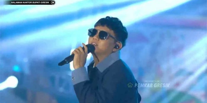 gelar-konser-denny-caknan-saat-warga-kebanjiran-warga-munggugianti-kecam-pemkab-gresik