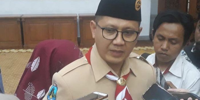 Aries Agung Paewai, Kepala Biro Humas dan Protokol Pemprov Jatim. foto: DIDI ROSADI/ BANGSAONLINE