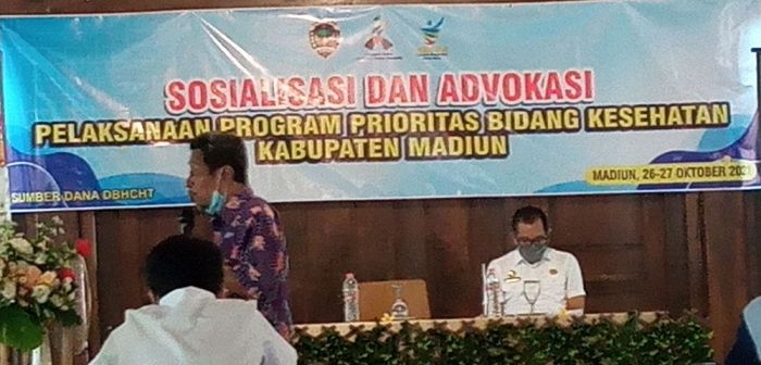 Kegiatan sosialisasi dan advokasi pelaksanaan program prioritas pada bidang kesehatan di Kabupaten Madiun.