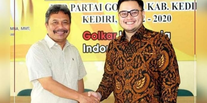 Bakal Calon Bupati Kediri dari PDI Perjuangan, Hanindhito Himawan Pramana (Mas Dhito) saat bersilahturahim dengan Ketua DPD Partai Golkar Kabupaten Kediri, Sigit Sosiawan. (foto: ist)