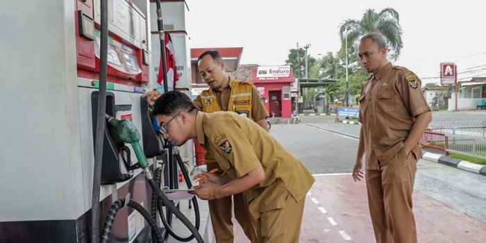 disperdagin-kediri-awasi-takaran-bbm-di-14-spbu-jelang-idulfitri