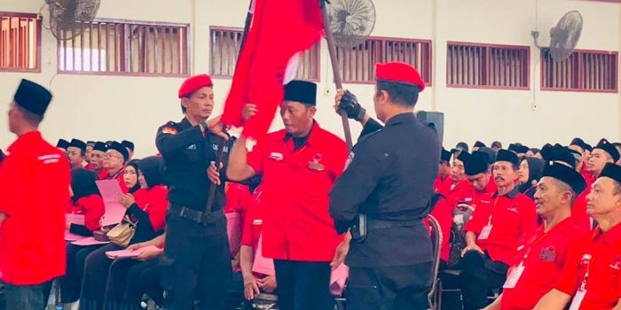 didominasi-generasi-muda-pengurus-pac-pdip-se-kabupaten-tuban-dilantik-serentak