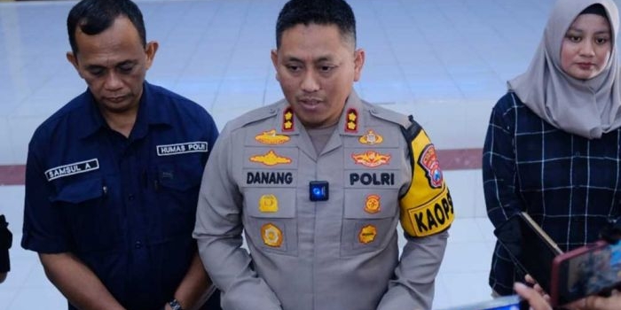 nekat-terbangkan-balon-udara-saat-lebaran-warga-blitar-kena-ulti-polisi