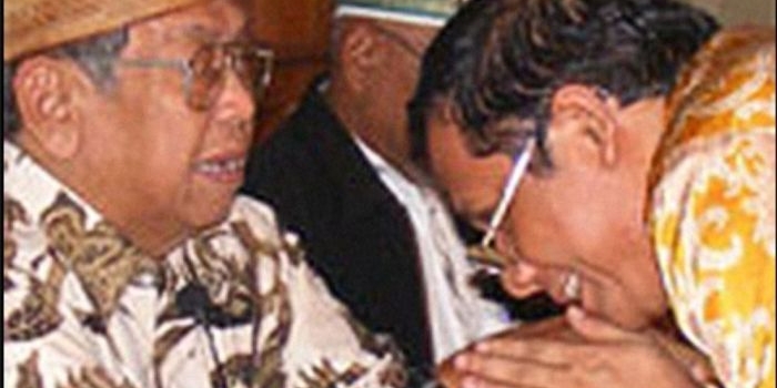 inilah-ijazah-doa-gus-dur-untuk-mahfud-md