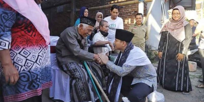 Bupati Trenggalek, Mochamad Nur Arifin, saat bertemu masyarakat.