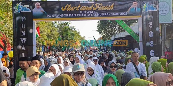 Fun Walk di Alun-Alun Kraksaan, Kabupaten Probolinggo. Foto: ANDI SIRAJUDIN/BANGSAONLINE