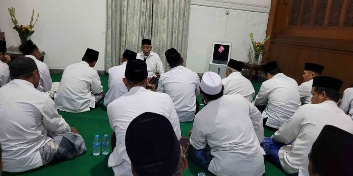 istighatsah-di-pendopo-kiai-asep-berdoa-islamic-science-park-jatim-pemindahan-pusat-pemkab-lancar
