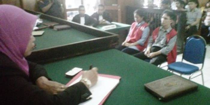 sidang tetap digelar, meski panitera mogok.foto:nur faishal/BANGSAONLINE