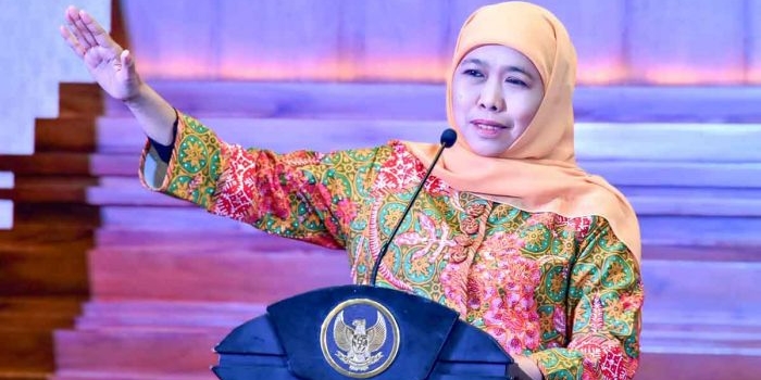 gubernur-khofifah-beri-tunjangan-kehormatan-ke-1-000-seniman-dan-148-juru-pelihara-cagar-budaya