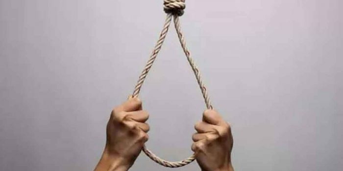 pria-di-surabaya-ditemukan-tewas-gantung-diri-polisi-lakukan-penyelidikan