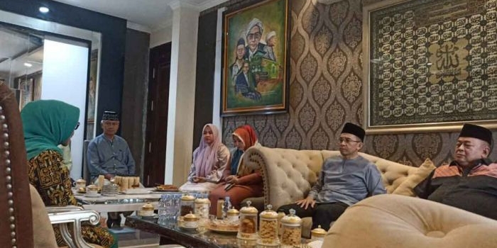 Tuan Guru Bajang, Muhammad Zainul Majdi, saat berada di Ponpes Tambakberas.