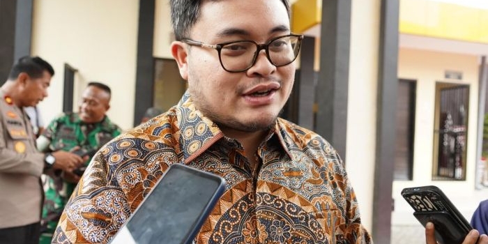 bupati-kediri-tak-larang-warganya-kibarkan-bendera-one-piece-asalkan
