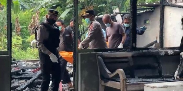 hidup-sebatang-kara-lansia-di-tuban-tewas-terpanggang-usai-rumahnya-dilalap-api